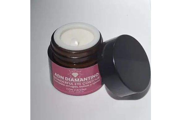 Wonderful eye contour Wonderful eye contour